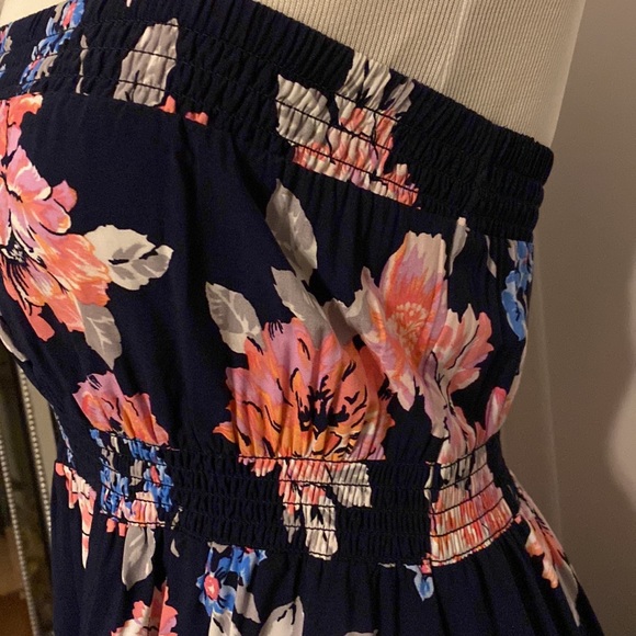 Floral Strapless Old Navy Maxi Dress Size medium - Picture 4 of 5